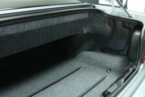 Immagine 36/50 di BMW 328i (1997)