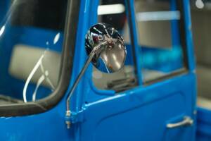 Bild 15/29 von Piaggio Vespa APE 600 MP (1976)