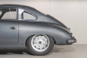Immagine 13/36 di Porsche 356 1500 Super (1953)