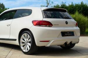 Bild 9/22 von Volkswagen Scirocco 2.0 TSI (2009)