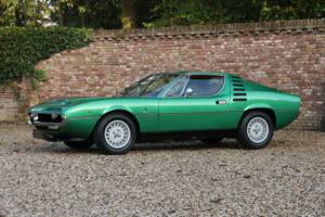 Image 22/50 of Alfa Romeo Montreal (1973)