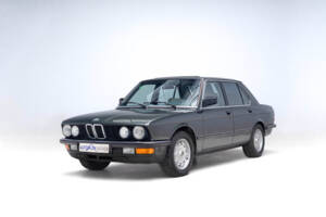 Imagen 4/43 de BMW 528i (1986)