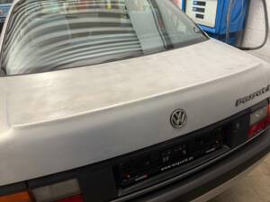 Bild 15/18 von Volkswagen Passat 1.8 (1993)