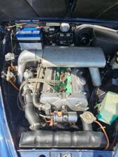 Image 15/18 of Jaguar S-Type 3.8 (1964)