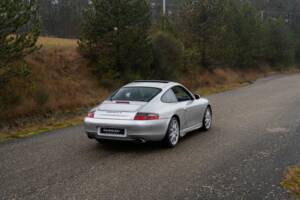 Bild 6/16 von Porsche 911 Carrera 4 (1999)