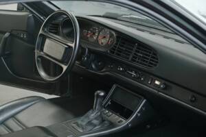 Bild 48/50 von Porsche 944 Turbo (1990)