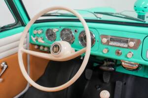 Image 17/42 de Amphicar 770 (1964)