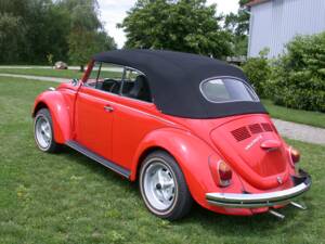 Image 2/9 de Volkswagen Beetle 1302 (1972)