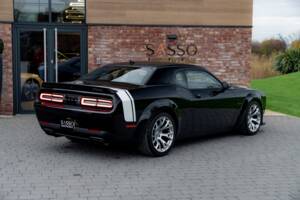 Image 38/86 of Dodge Challenger SRT "Black Ghost" (2023)