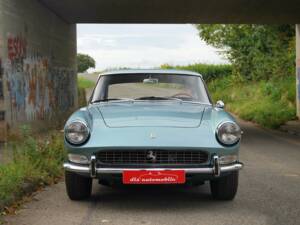 Bild 39/45 von Ferrari 330 GT (1967)