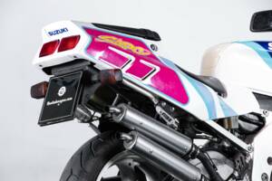 Bild 32/50 von Suzuki RGV 250 Gamma (1992)