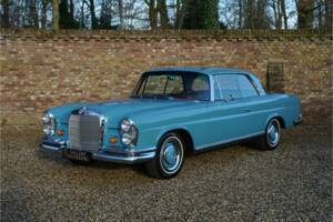 Bild 27/50 von Mercedes-Benz 250 SE (1967)