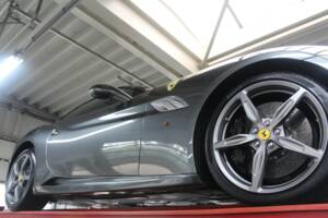 Bild 11/50 von Ferrari California (2010)