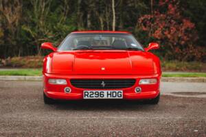 Image 26/50 de Ferrari F 355 Berlinetta (1998)