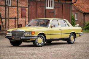 Image 1/75 of Mercedes-Benz 280 SE (1976)