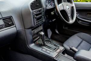 Image 39/49 of BMW 328i (1998)