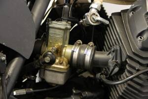 Image 43/50 of Moto Guzzi V 35 Imola II (1983)