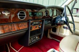 Immagine 46/50 di Rolls-Royce Silver Spirit (1981)