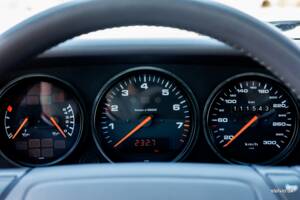 Afbeelding 22/33 van Porsche 911 Carrera 2 (1993)