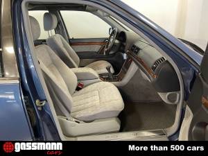 Image 11/15 of Mercedes-Benz 300 SE (1991)