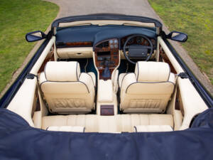 Afbeelding 12/99 van Aston Martin V8 Volante (1999)