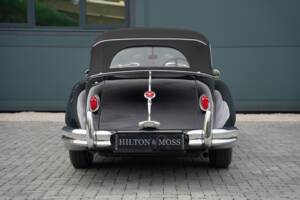 Image 8/50 of Jaguar XK 140 DHC (1956)