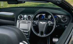 Immagine 4/50 di Bentley Continental GTC (2010)