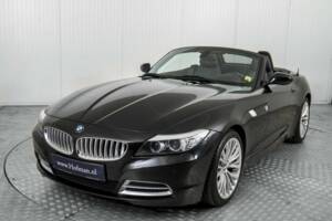 Image 17/50 of BMW Z4 sDrive23i (2009)