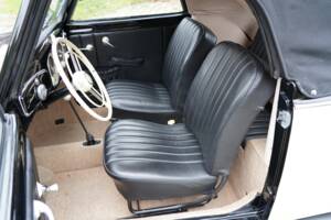 Image 19/37 of Volkswagen Beetle 1200 Hebmüller (1949)