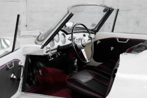 Afbeelding 18/48 van Alfa Romeo Giulia 1600 Spider (1963)