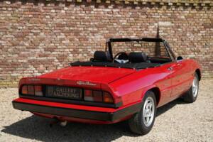 Imagen 44/50 de Alfa Romeo 2.0 Spider (1990)