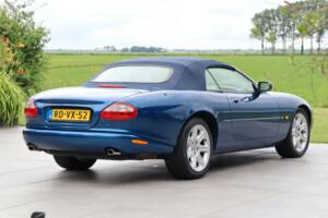 Image 35/50 de Jaguar XK8 4.0 (1997)