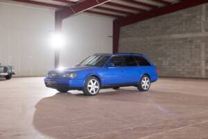 Image 2/113 of Audi S6 Plus Avant (1996)