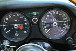 Image 36/39 of Jaguar E-Type (2+2) (1970)