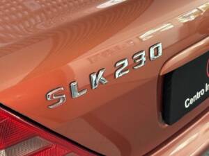Imagen 7/15 de Mercedes-Benz SLK 230 Kompressor (1999)