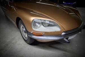 Image 28/99 of Citroën DS 23 Injection (1973)