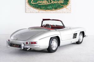 Image 9/36 of Mercedes-Benz 300 SL Roadster (1961)