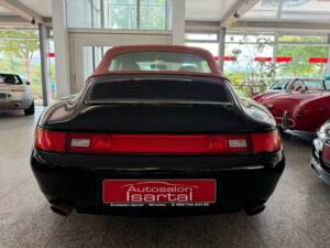 Image 34/39 of Porsche 911 Carrera (1997)