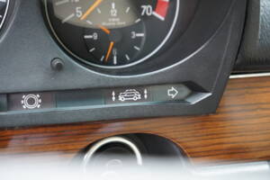 Imagen 12/37 de Mercedes-Benz 450 SEL 6,9 (1976)