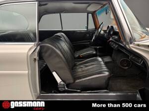 Afbeelding 12/15 van Mercedes-Benz 280 SE 3,5 (1970)