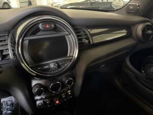 Immagine 24/26 di Mini Cooper S (2018)