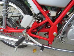 Bild 28/44 von Honda Dream 50 (1997)