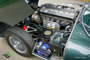 Image 25/61 de Jaguar Type E (2+2) (1969)