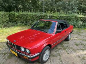 Immagine 8/8 di BMW 325i (1986)