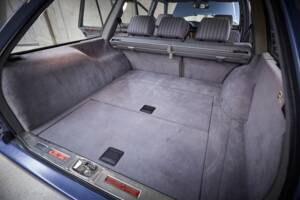 Image 59/100 of Mercedes-Benz 230 TE (1990)