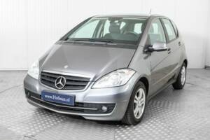 Bild 17/43 von Mercedes-Benz A 160 CDI (2010)