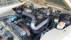 Bild 35/39 von Land Rover 88 (1981)