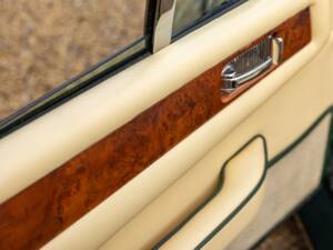 Bild 37/92 von Aston Martin V8 Volante X-Pack (1989)