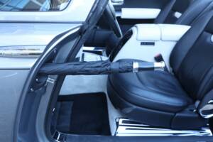 Image 24/50 of Rolls-Royce Phantom DHC (2009)