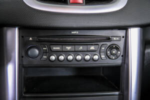 Bild 28/50 von Peugeot 207 CC 1.6 VTi (2009)